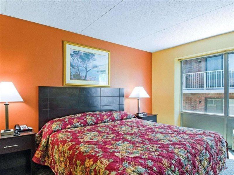 Econolodge Framingham-Boston Esterno foto