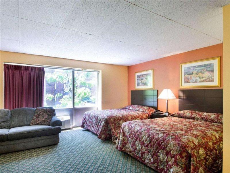 Econolodge Framingham-Boston Esterno foto